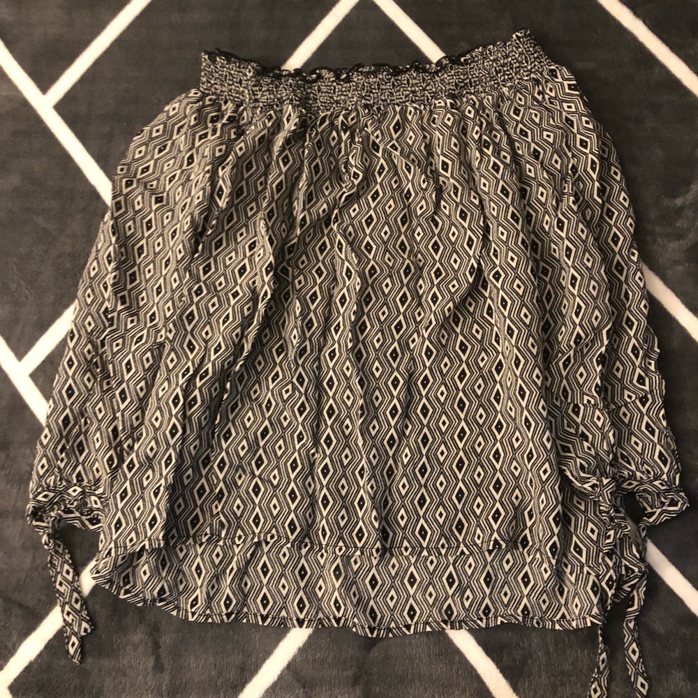 Sanctuary off shoulder top | Size M